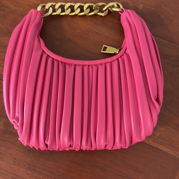 Madison West Pink Pleated Hobo Bag Gold Chain Handle - Picture 4 of 7